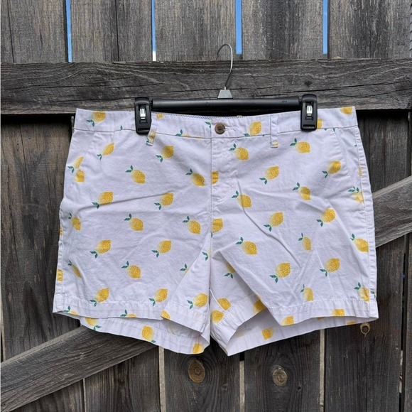 Old Navy Womens Lemon Print Everyday Shorts Casual White Summer Cute - Picture 1 of 5